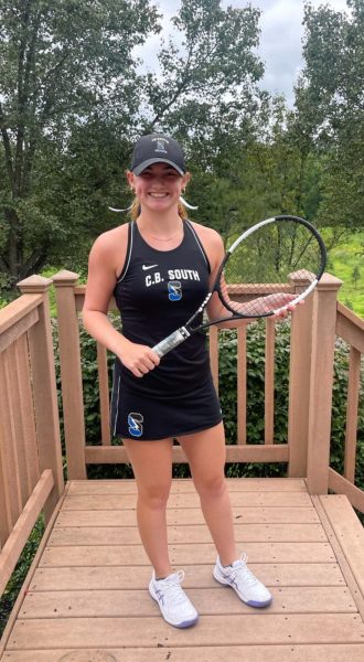 Navigation to Story: Insight into a CB South Girl’s Tennis Player